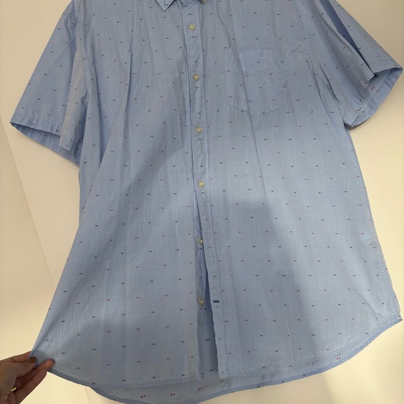 GAP Men’s Button Down Cotton Shirt - Picture 5 of 9